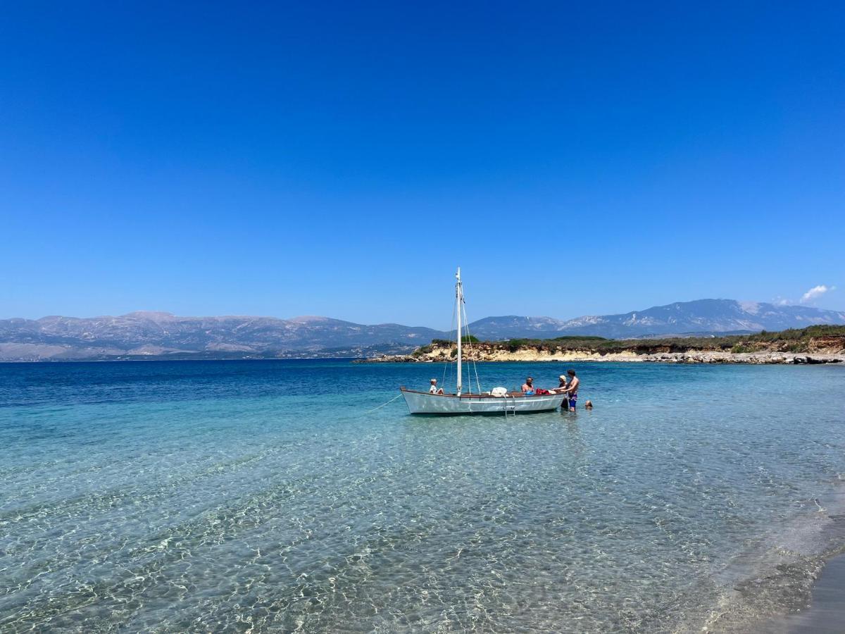 Apollonides Seafront Villa1 Aoede Ληξούρι Εξωτερικό φωτογραφία